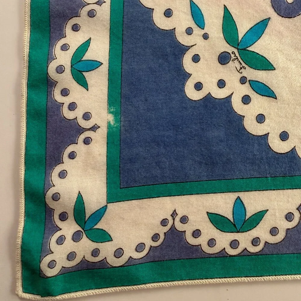 Vintage Emilio Pucci Handkerchief scarf - Picture 4 of 4